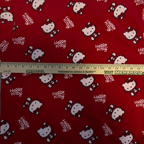 Sanrio Hello Kitty Women's Red and White Sweatshirt RN#115665 Size Medium - Picture 7 of 8